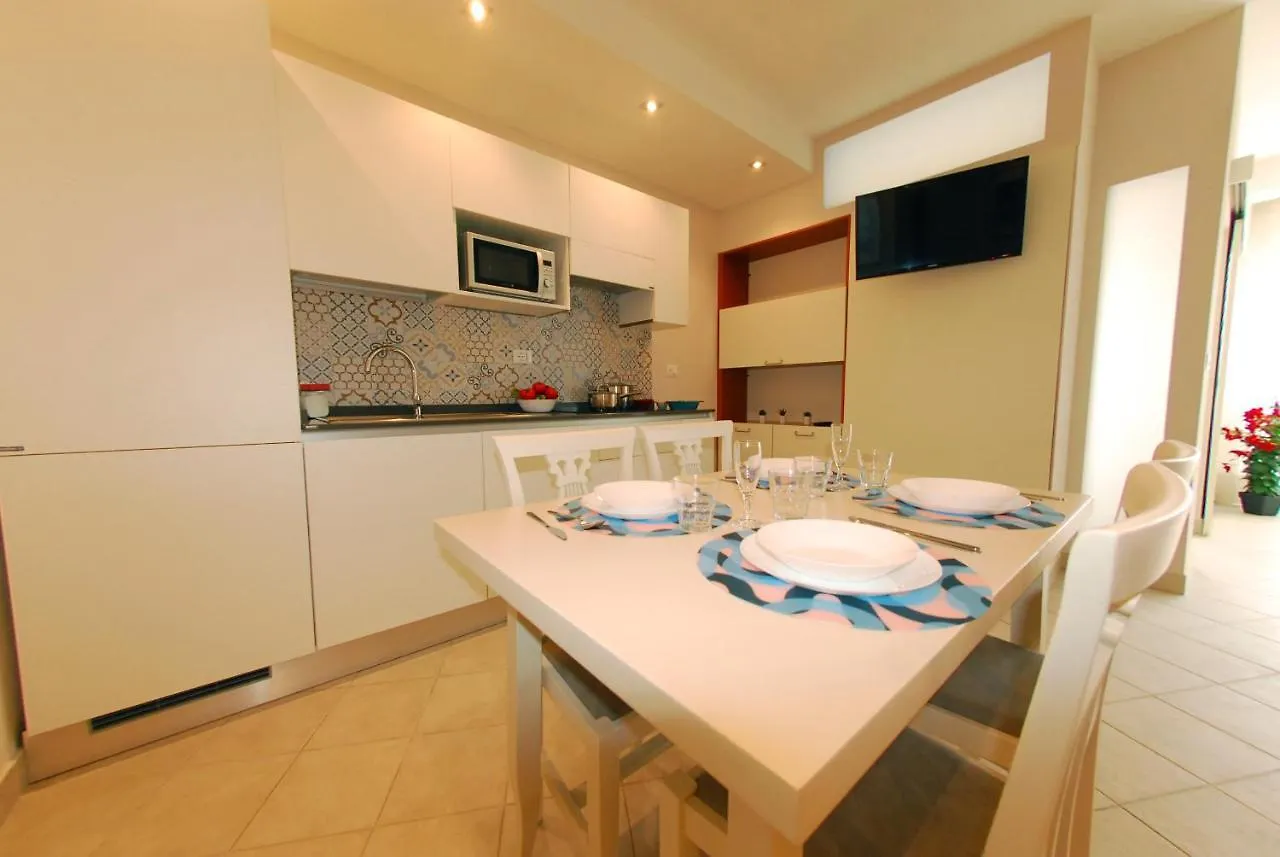 Beverly Park Residence Tirrenia 2*,  Italy