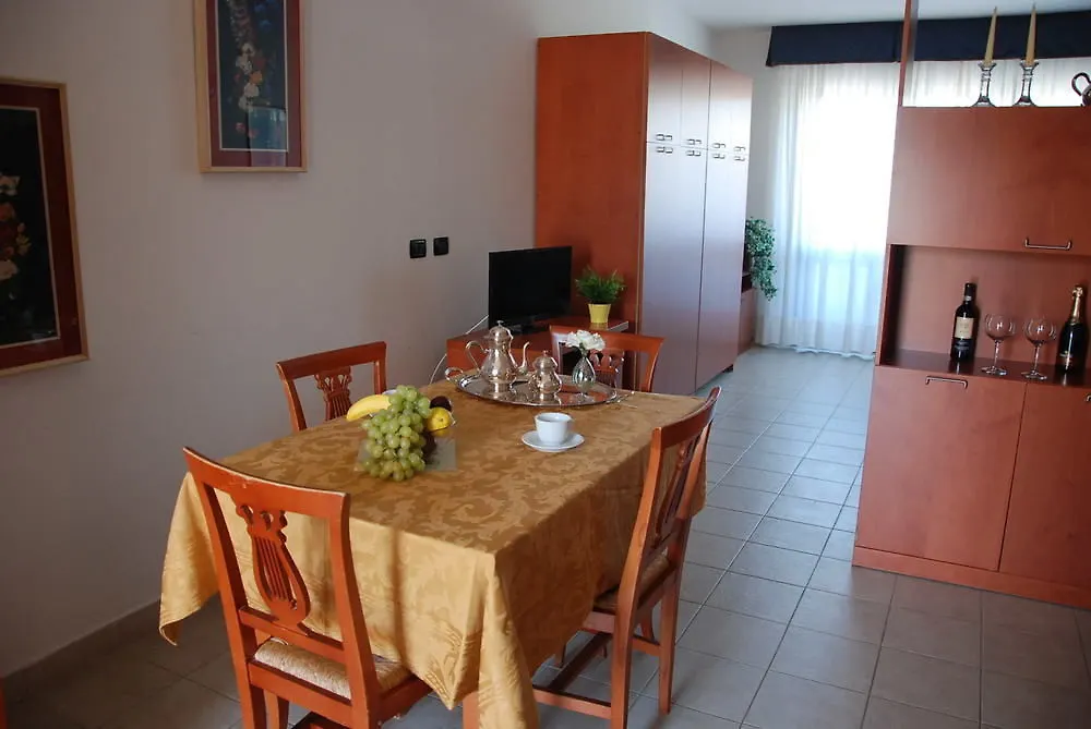 Beverly Park Residence Tirrenia Aparthotel