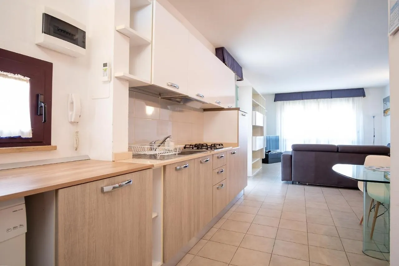 ** Aparthotel Beverly Park Residence Tirrenia Italy